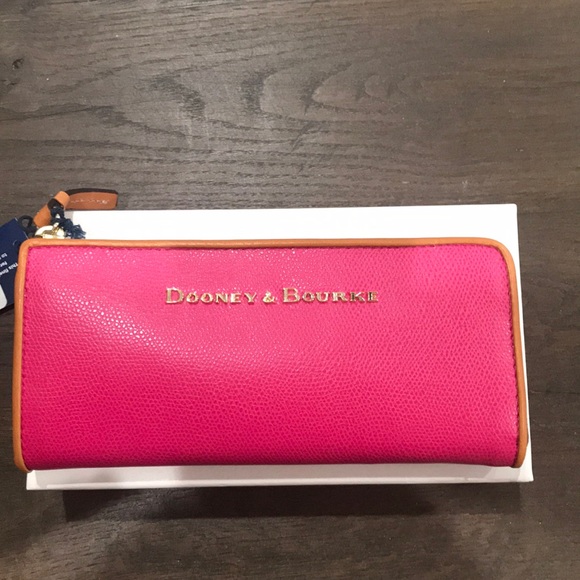 Dooney & Bourke Wallet